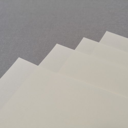 BB 120 g/qm 70 x 100 cm Standardqualität Vorsatzpapier gerippt naturweiß 